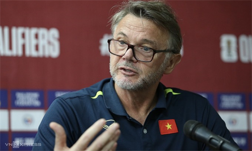 Trợ lý thay HLV Troussier ‘nắm’ đội U23 Việt Nam