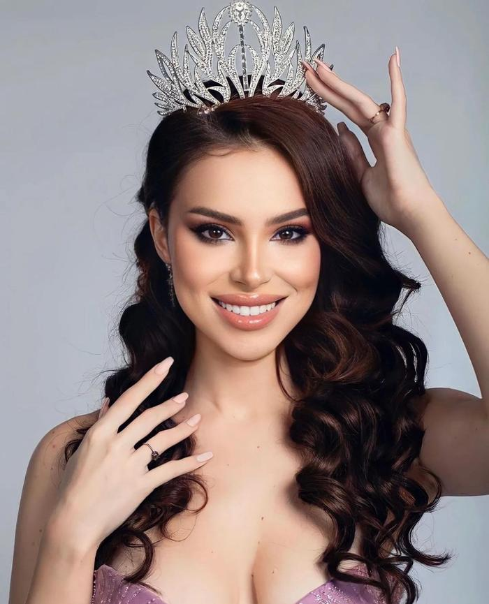 Profile 'siêu xịn' của đại diện Romania sẽ đối đầu trực tiếp với Mai Phương tại Miss World 2023