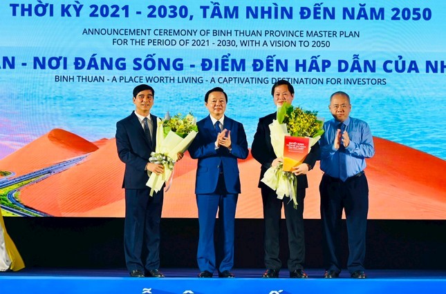 Bình Thuận đi lên từ 'khó, khô, khổ'