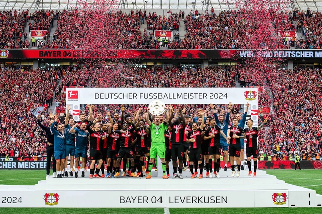 Bayer Leverkusen kết thúc mùa giải với thành tích bất bại