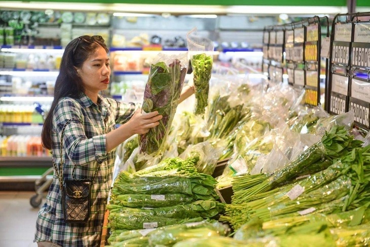 Chế độ ăn quá nhiều thịt hay ăn chay trường tuyệt đối là hai thái cực rất nguy hiểm