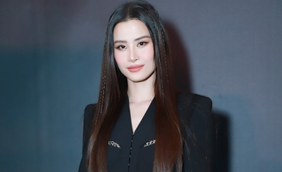 'Gái một con' Đông Nhi tích cực trở lại đường đua Vpop